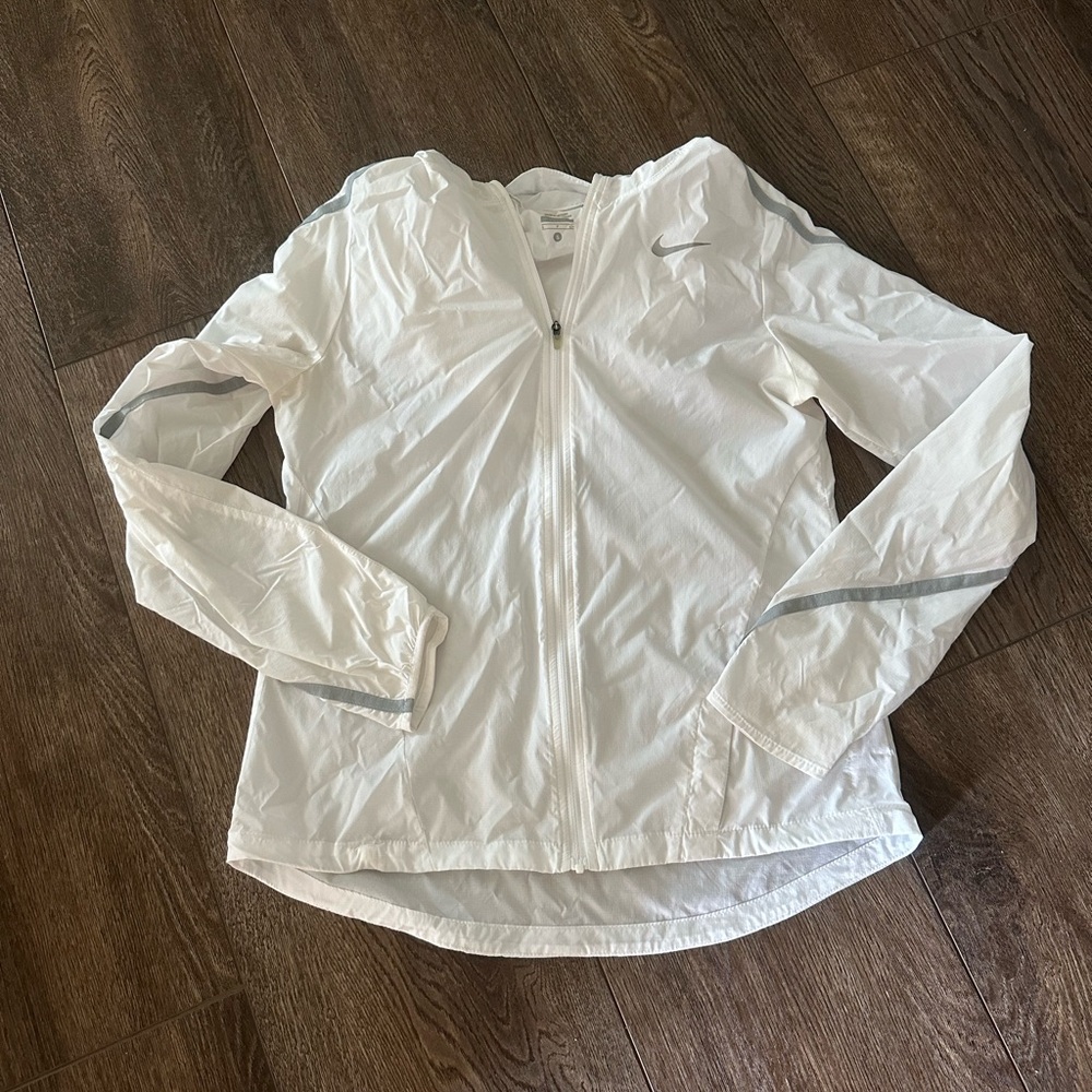 Women's small Nike packable jacket